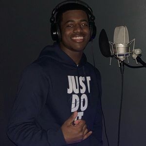 Meet your Posher, Donte